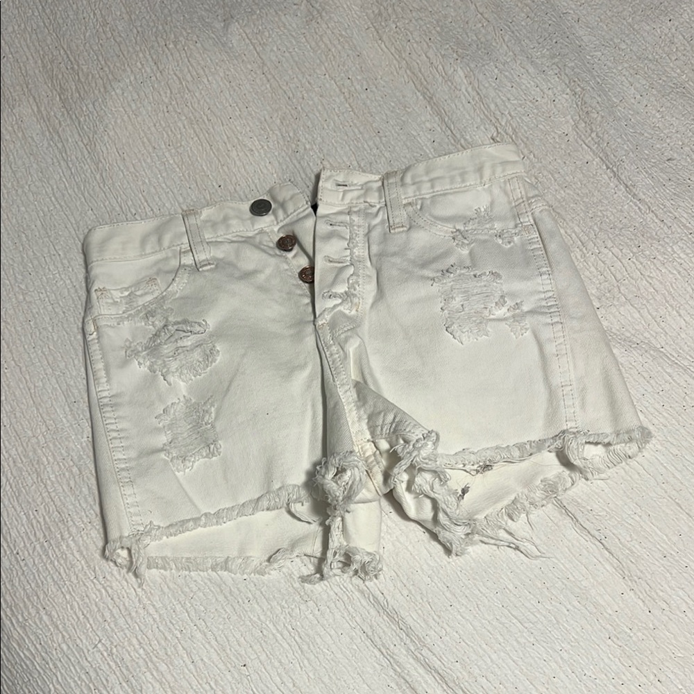 Hollister White Jean Shorts Distressed Summer Style